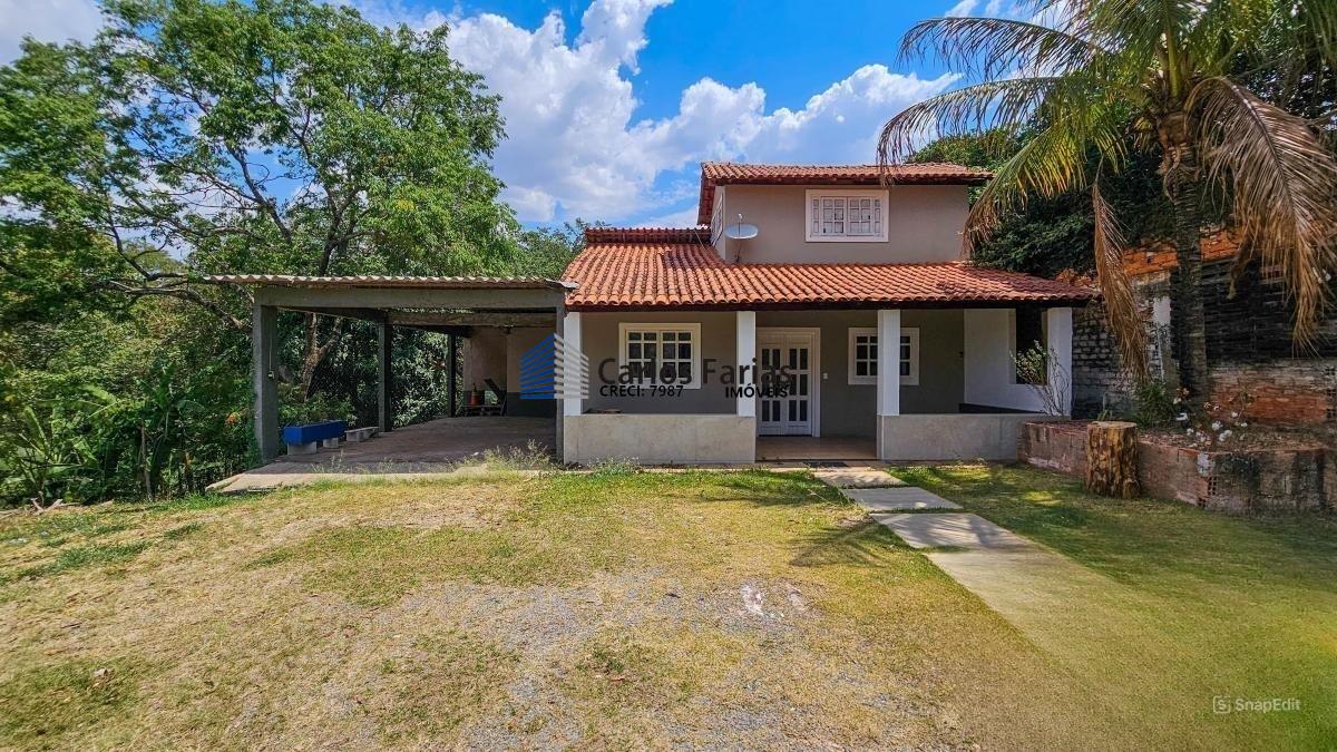 Casa em Condom�nio