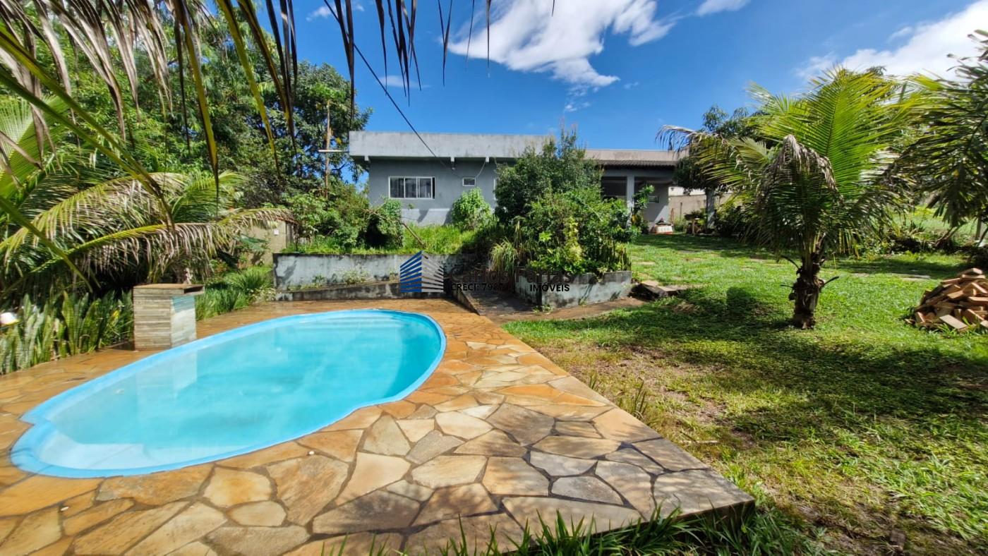 Casa em Condom�nio